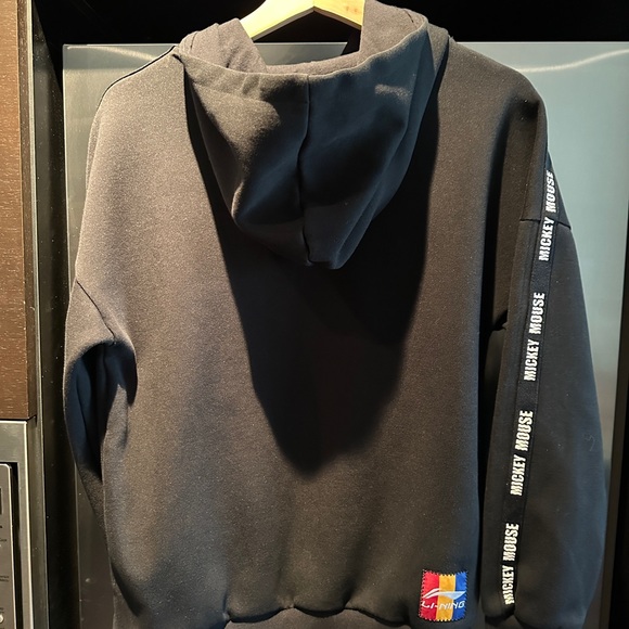 Chinese brand: LiNing Hoodie with very Soft Space Cotton Material - 99New - Picture 2 of 3